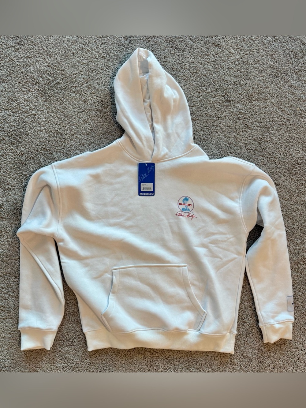 Shelby Carroll Men’s Medium White Cobra Mustang Fleece Hoodie. NWT